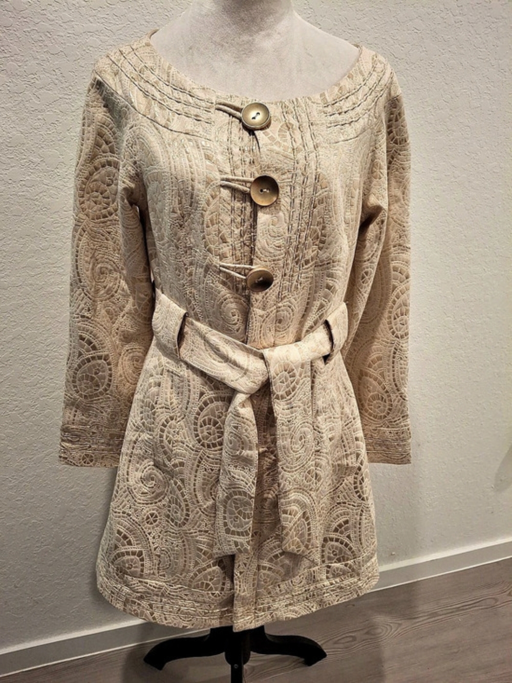Arden B. Paisley Lace Jacket in Beige Size Medium NWT